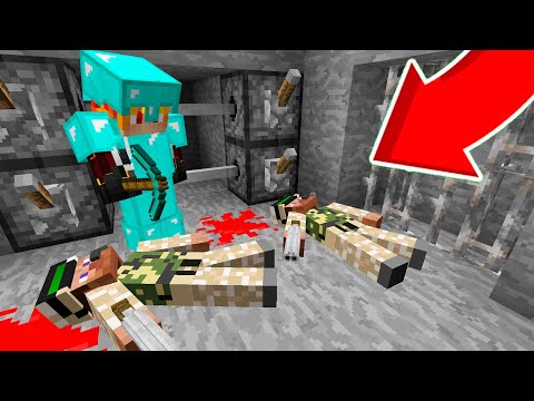 Видео: ЭТА АНОМАЛИЯ УНИЧТОЖИЛА СОЛДАТ В ШАХТЕ В МАЙНКРАФТ ! Алексбой Minecraft