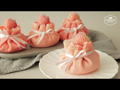Видео: Рецепт крепа с розовой клубникой