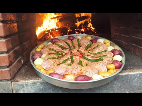 Видео: Куриные рульки с овощами приготовить в каменной печи дровами .DIY.ASMR
