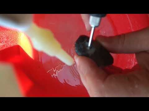 Видео: Олово в камень