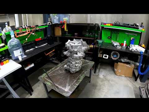 Видео: Зачем производители электромобилей так усложняют электромоторы??? VWid4, KIA Soul, EQC,