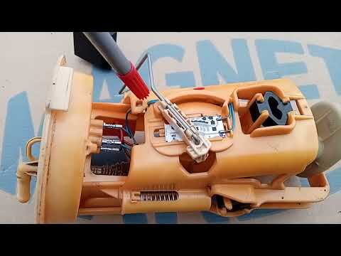 Видео: Replacing the fuel pump in the tank of a BMW E46 2.D/Замена топливного насоса в баке BMW E46 2.0D