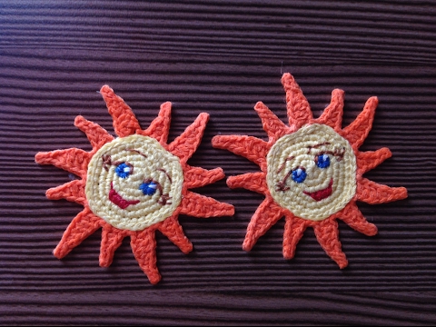 Видео: Сувенир к масленице - вяжем крючком весеннее солнышко