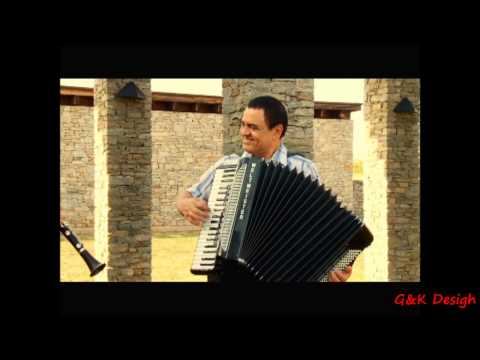 Видео: Хороводна Китка - Ангел Сарандиев и Формация Звезди