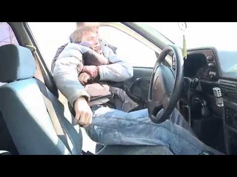 Видео: Как извлечь пострадавшего