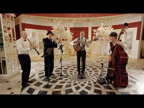 Видео: Старый Добрый Dixieland - Putting on the ritz