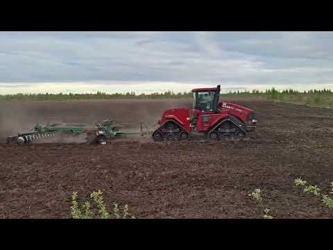 Видео: " Сієм сою і чекаємо дощ". Трактор кейс 500, фендт 936 + сівалка Рабе. Case quadtrack 500# fendt 936