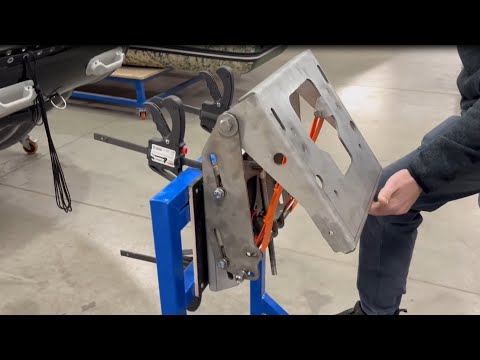 Видео: Транец винт/водомет с откидкой