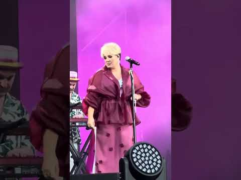 Видео: Тренд с танцами под Буланову можно закрывать 