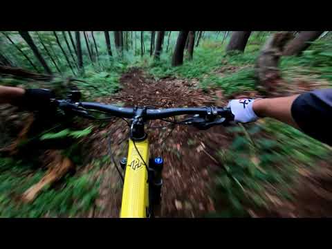 Видео: Голи връх