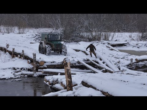 Видео: ВСЁ ПРОПАЛО! ПЕРЕПРАВА РАЗБИТА , ВЕЗДЕХОД УНОСИТ ТЕЧЕНИЕМ РЕКИ. В ТАЁЖНОЙ ИЗБЕ НЕОЖИДАННЫЙ ПОВОРОТ!