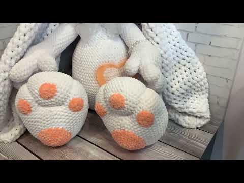 Видео: Обзор на огромного плюшевого зайки