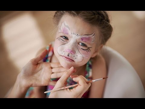 Видео: Как фотографировать детей дома? Практический урок из курса Антона Уницына «Живая детская фотография»
