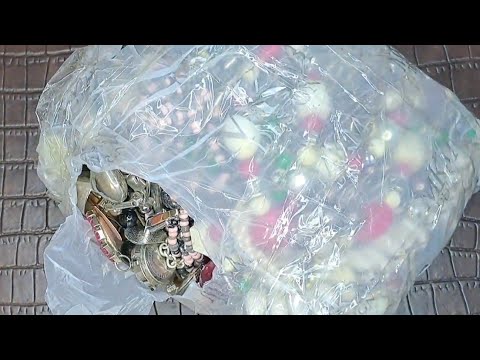 Видео: Серебряный антиквариат среди интересной бижутерии или топ содержание в шестом свёртоке неизвестности