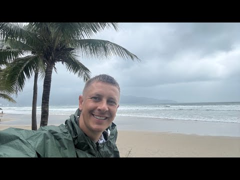 Видео: Вьетнам Дананг Нячанг ищу попутчицу в кругосветное путешествие по миру автостопом с палаткой