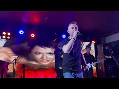 Видео: PLAZMA. THE SWEETEST SURRENDER. Концерт 09.10.2025. Ресторан Максимилианс Казань.