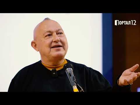 Видео: Д-р Румен Стоилов: Не всички от нас са ХОРА! Време е да се СЪБУДИМ! (ЛЕКЦИЯ - Здравей Здраве - Русе)