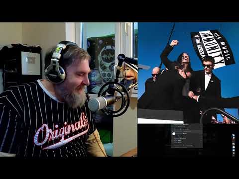 Видео: Реакция Бати на Кишлак, семьсот семь - Пацанский эмо рэп 2 (альбом 2024)❗Бородатый Мотоцикл