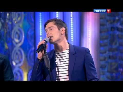 Видео: Стас Пьеха - У моря, у синего моря (Субботний вечер 14.09.2013)