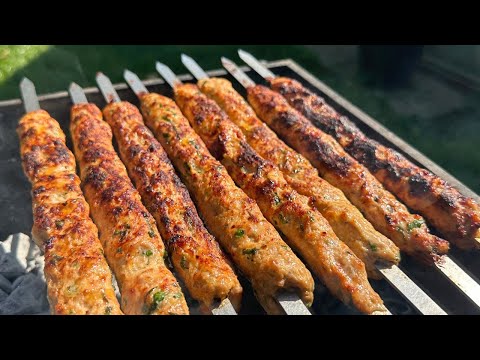 Видео: Как приготовить сочный люля-кебаб дома легко и вкусно! Люля кебаб на мангале