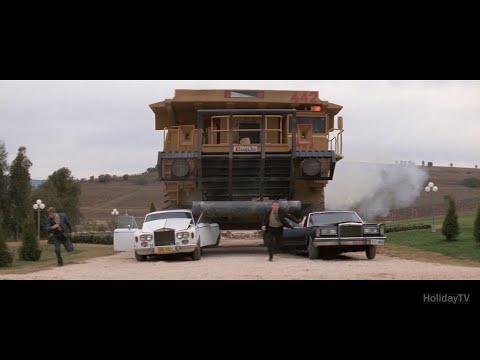 Видео: Jackie Chan разнёс особняк мафиози карьерным самосвалом.Мистер Крутой.
