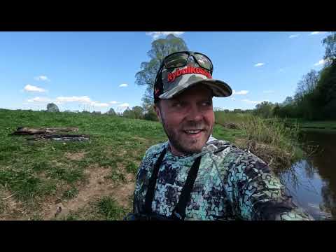 Видео: Весёлая РЫБАЛКА на МОРМЫШИНГ! Спиннинг в МАЕ! Малые реки весной!