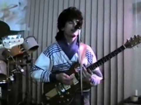 Видео: ЧЕРВЕН БРЯГ - СРЕЩА НА МУЗИКАНТИТЕ 1988 Г. 2-РА ЧАСТ