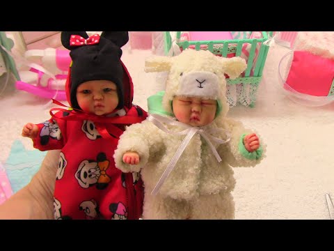 Видео: Распаковка одежды для мини реборна от канала mini reborn shop