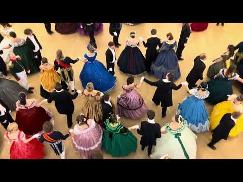 Видео: Contradance Moskva (Контрданс "Москва)