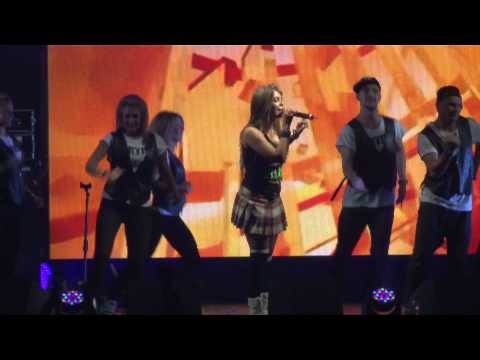 Видео: /29.11.2013/ Оксана Почепа (Акула) - Мало