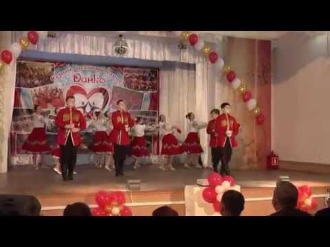 Видео: Выпускной концерт старшей группы ансамбля Данко 3-я часть