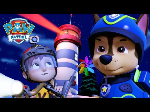 Видео: Кученцата спасяват Дръзкия Дани и поправят фара! - PAW Patrol Bulgarian - карикатури за деца