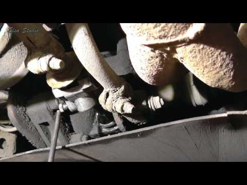 Видео: Замена сальника и пыльника штока КПП (рюмки) ВАЗ 2110