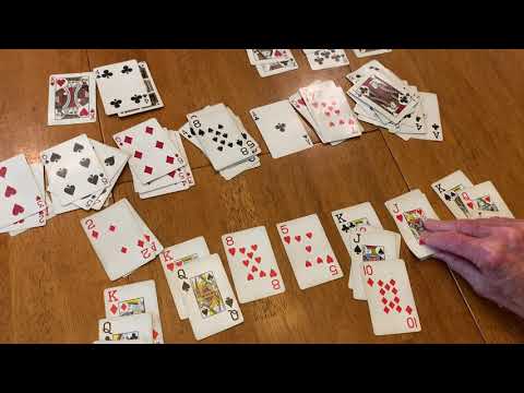 Видео: Научитесь играть в двойной пасьянс вместе с мисс Бекки и бабушкой Лу.