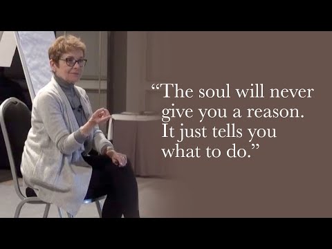 Видео: Кэролайн Мисс - Душа не отвечает на вопрос «почему», но она отвечает на вопрос «что».