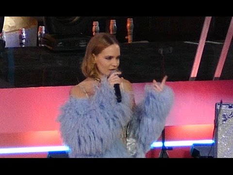 Видео: ГЛЮК'OZA — Я буду тайною - live - Жара в Вегасе - 18 декабря 2016