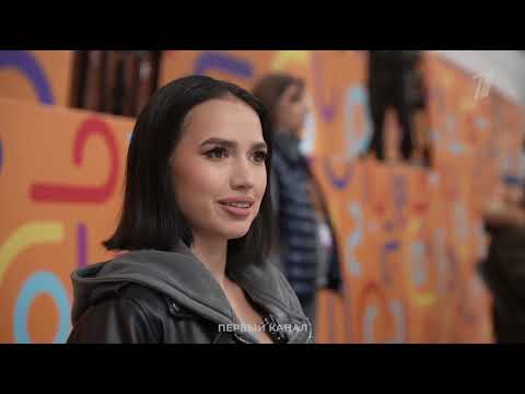 Видео: Алина Загитова на тренировке юниоров на Кубке Первого канала