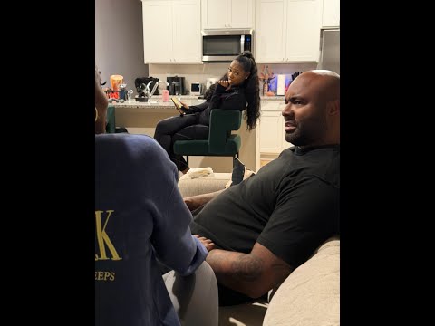 Видео: Когда Санни ругает Майка за Блейка!