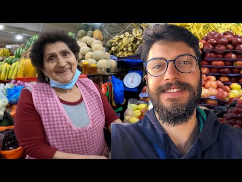 Видео: МОЙ ПЕРВЫЙ ДЕНЬ В Эквадоре! (Откуда взялось название страны?)