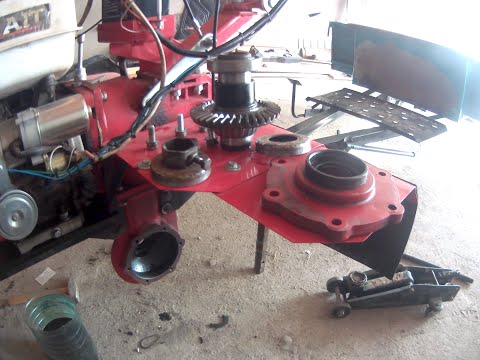 Видео: снятие сальника мотоблока BRAIT 135GDE/replacement of the oil seal of the BRAIT 135GDE motor unit