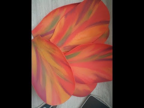 Видео: Светильник из изолона. Тюльпан. Формирование лепестков.