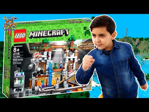 Видео: МАЛЬЧИШКИ собирают LEGO MINECRAFT! Ярик, Дани и Кирилл: СУПЕР ЛЕГО СБОРНИК! 13+