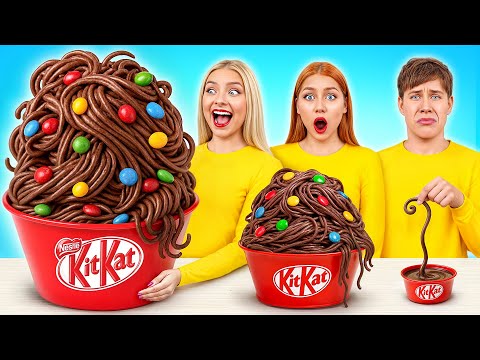 Видео: Большая, Средняя или Маленькая Тарелка Челлендж | Безумная Кулинарная Битва от Multi DO Joy