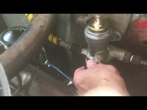 Видео: ЛиАЗ-677: установка клапана отсечки давления воздуха от КАМАЗ, вместо штатного «солдатика»..)