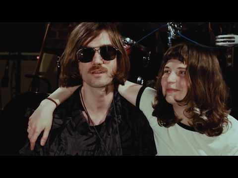 Видео: ИЗДЕВАТЕЛЬСТВО С ГРУППОЙ PADLA BEAR OUTFIT