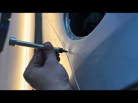 Видео: Ремонт жесткой вмятины без покраски | PDR