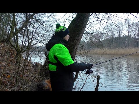 Видео: ✅Зимові ОБНОВКИ! Де і коли КЛЮЄ щука у січні!😍 Береговий ЗИМОВИЙ спінінг!🎣