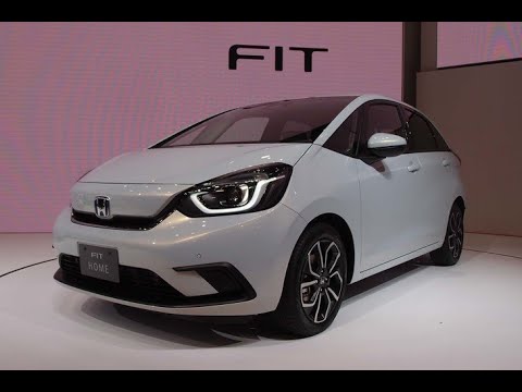 Видео: Honda Fit E:HEV 4 поколение 2020, реальный расход топлива, первые впечатления, плюсы и минусы.