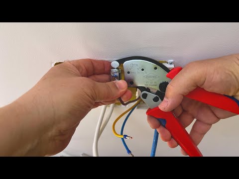 Видео: Монтаж на контакт Legrand - как се прави стъпка по стъпка?