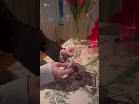 Видео: Любит или играет?🔮🤵‍♂️💭#таро #тароонлайн #гадание